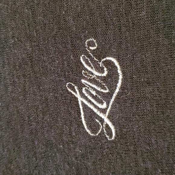 Victoria's Secret long sleeve love logo shirt - Picture 5 of 7